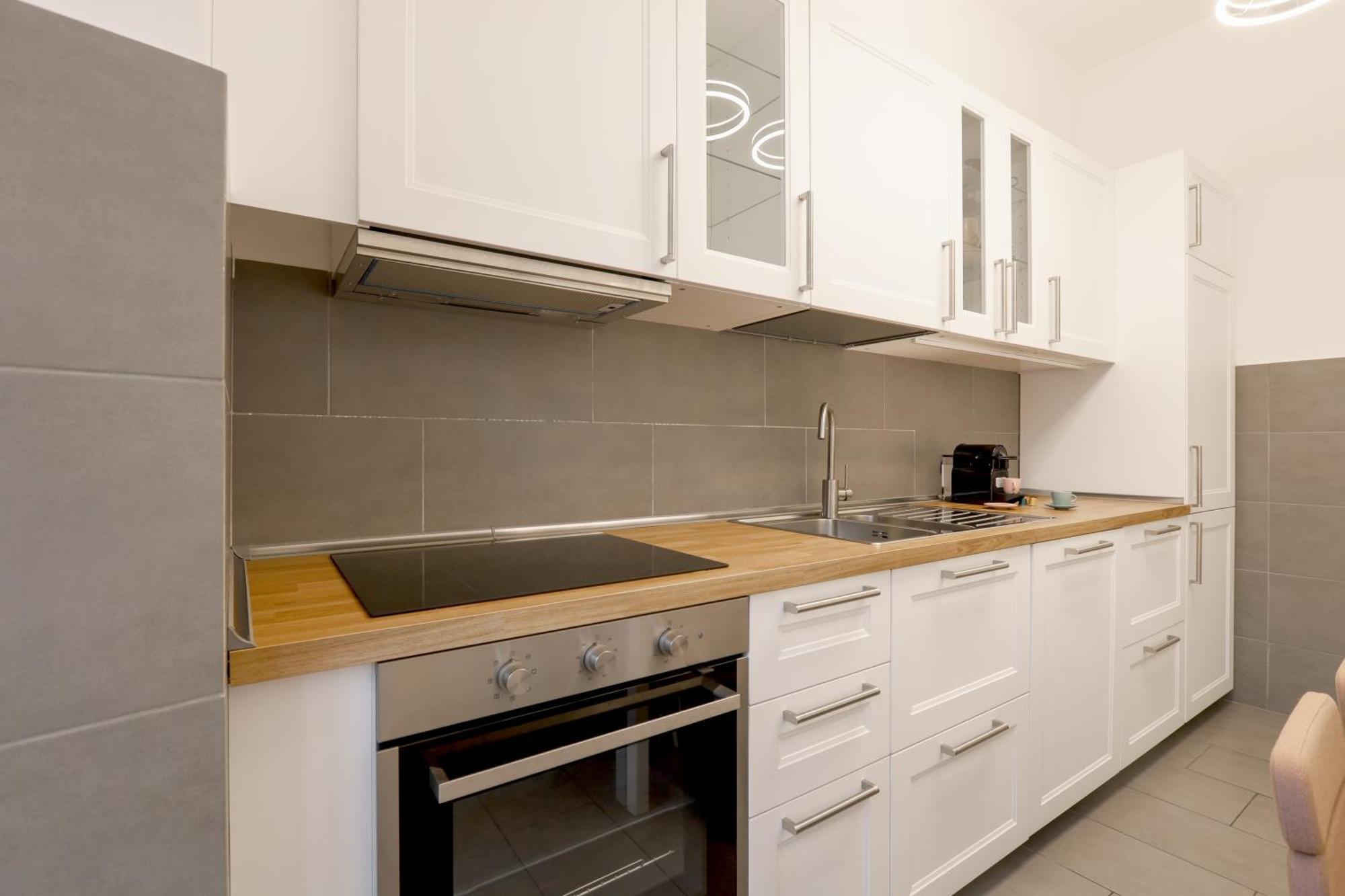 Piramide Deluxe Apartment Рим Екстер'єр фото